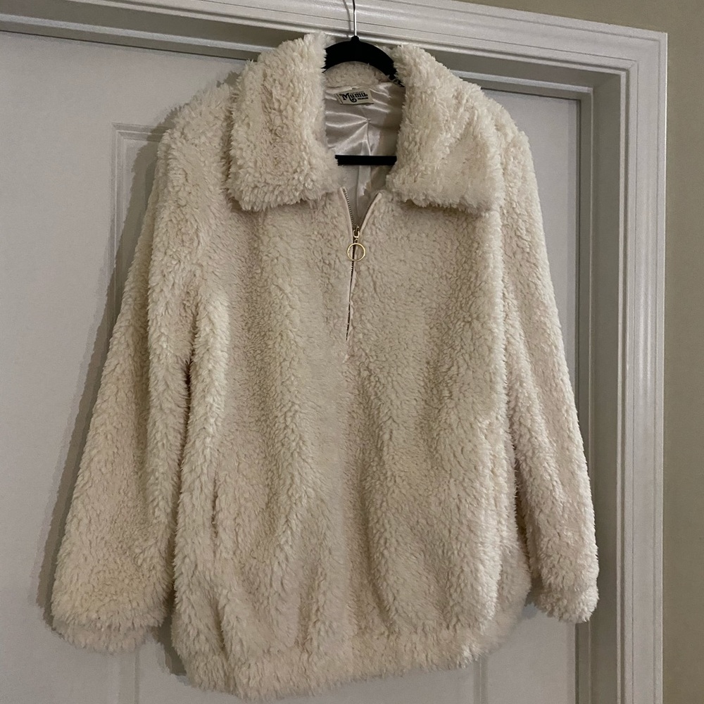 Sherpa Half Zip - Picture 2 of 3
